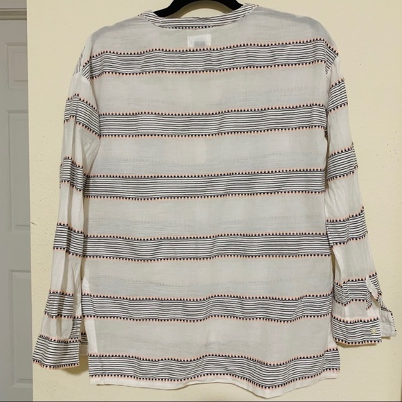 Old Navy•Button-up Shirt - Picture 6 of 7